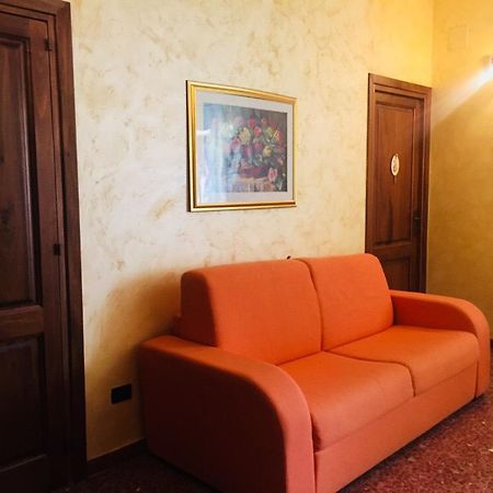 B&B Il Tulipano Sul Lago Colle di Tora Eksteriør bilde