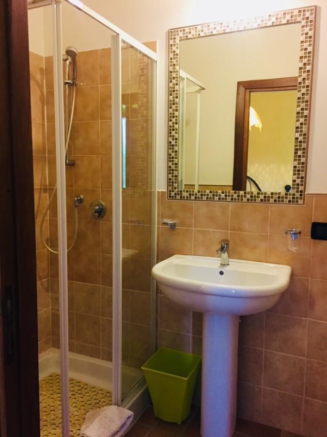 B&B Il Tulipano Sul Lago Colle di Tora Eksteriør bilde
